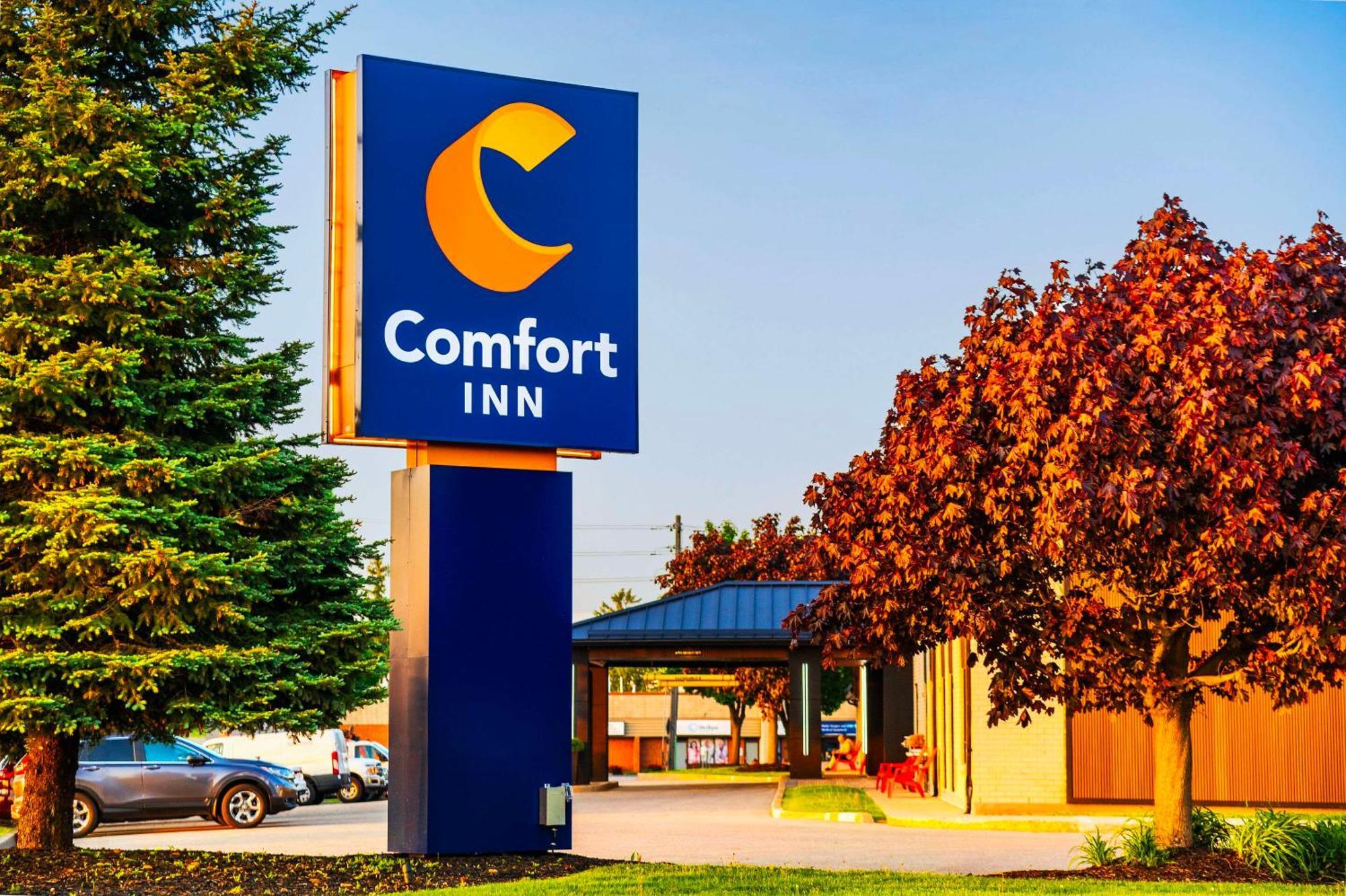 Comfort Inn Guelph Esterno foto